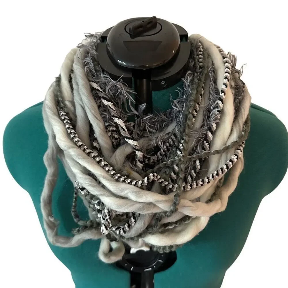 Nordstrom Infinity scarf in grey and white